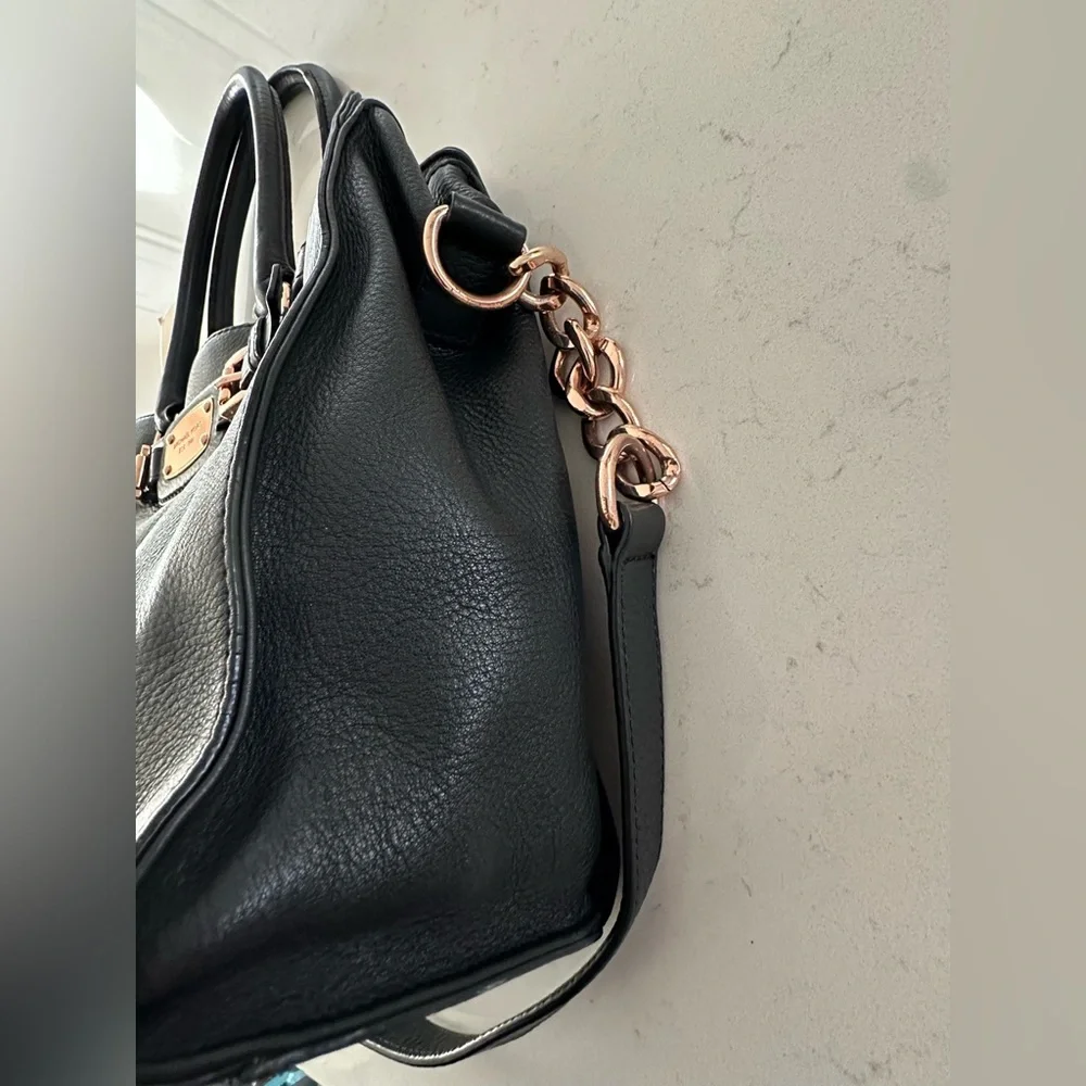 Michael Kors HAMILTON Black Pebbled Leather Satchel Tote Bag Rose Gold Hardware - Picture 4 of 17